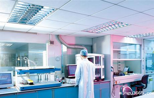 影响恒温恒湿室温湿度原因